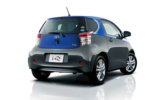 トヨタ Iq 価格 評価 グレード情報 Carview