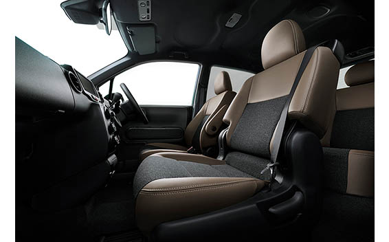 トヨタ スペイド 価格 評価 グレード情報 Carview