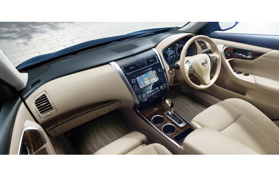 日産 ティアナ 価格 評価 グレード情報 Carview 日産 ティアナ 価格 評価 グレード情報 Carview