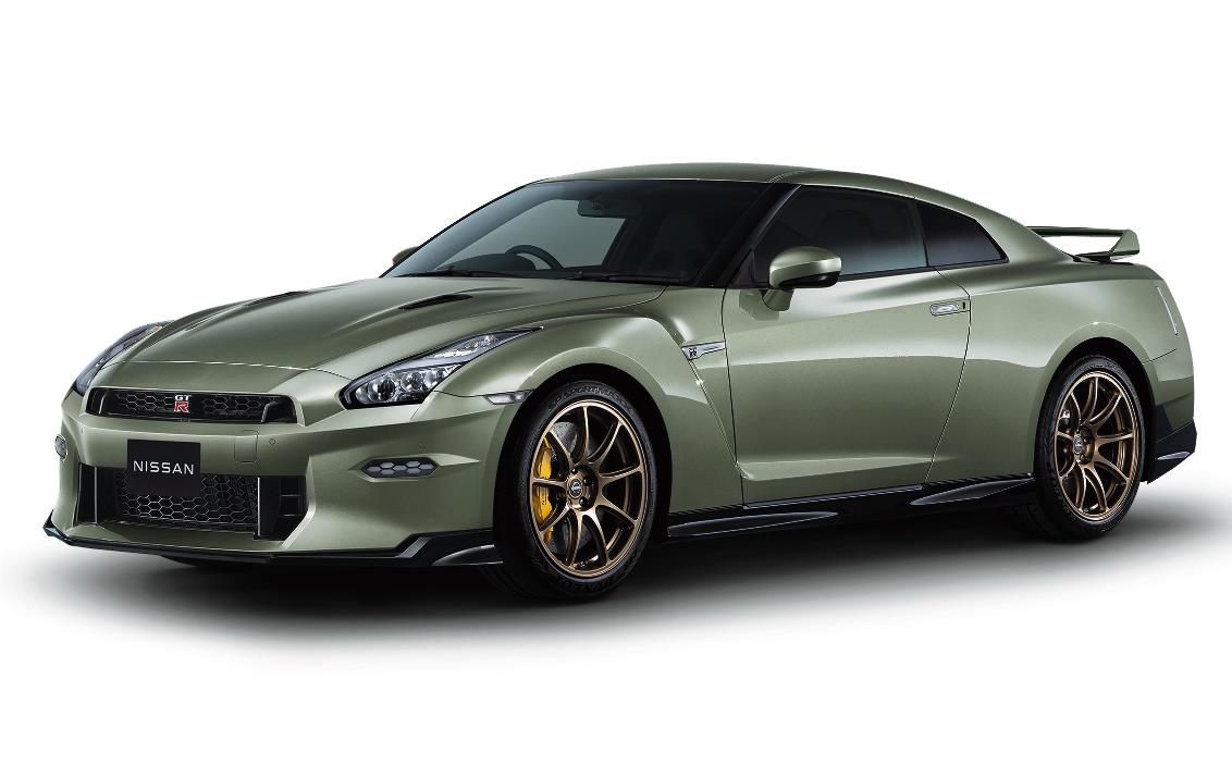 新品特価R35 後期H28 日産 NISSAN GT-R Pure Edition (2万km) 5GTR1 外装