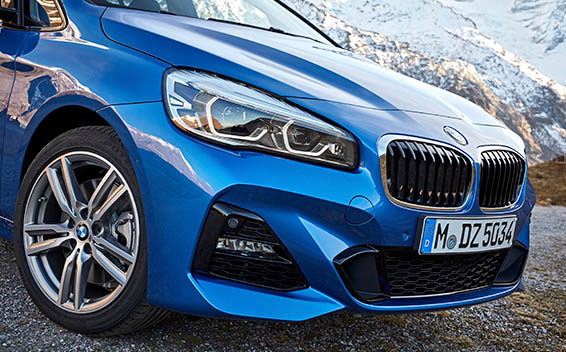 ｂｍｗ 2シリーズグランツアラー 価格 評価 グレード情報 Carview