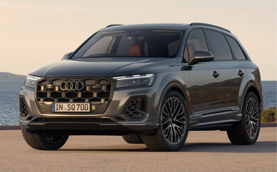 アウディ SQ7