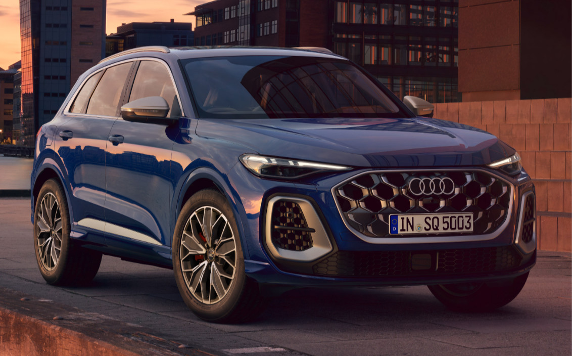 アウディ SQ5