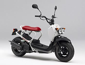 ホンダ ズーマー カスタムまとめ おすすめのカスタムはこれだ エアロ ホイール Ledなど みんカラ