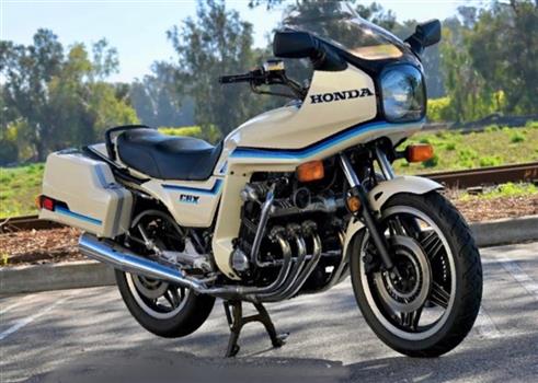 ホンダ CBX 4型