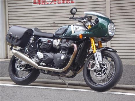 トライアンフ スラクストン1200RS