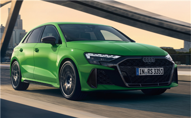 アウディ RS3 スポーツバック