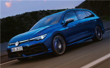 フォルクスワーゲン ゴルフ R ヴァリアント