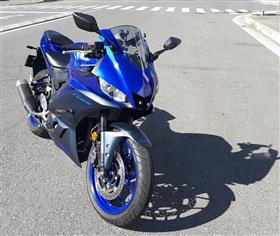 ヤマハ YZF-R25