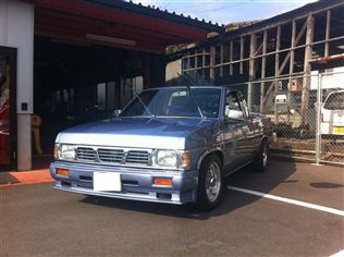 ダットサン ハードボディ キングキャブ